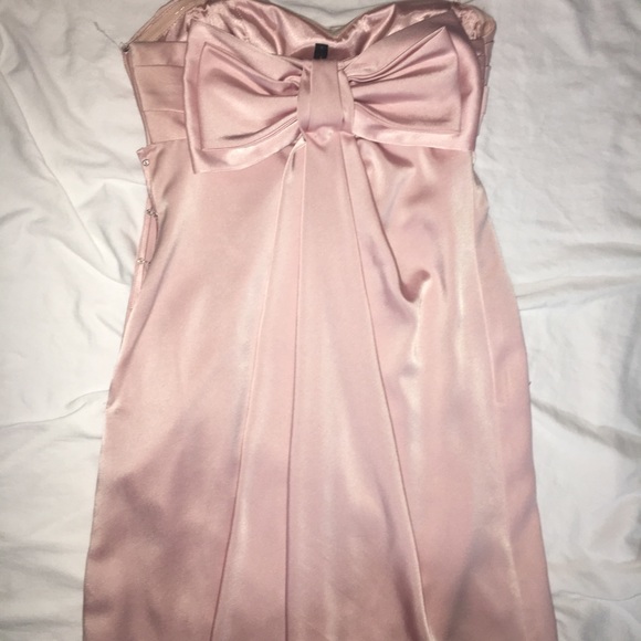 Dress - Picture 2 of 4